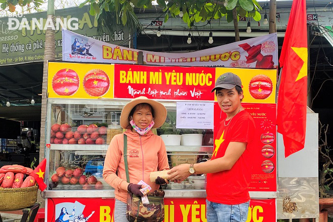 "Bánh mì yêu nước" miễn phí cho người khó khăn