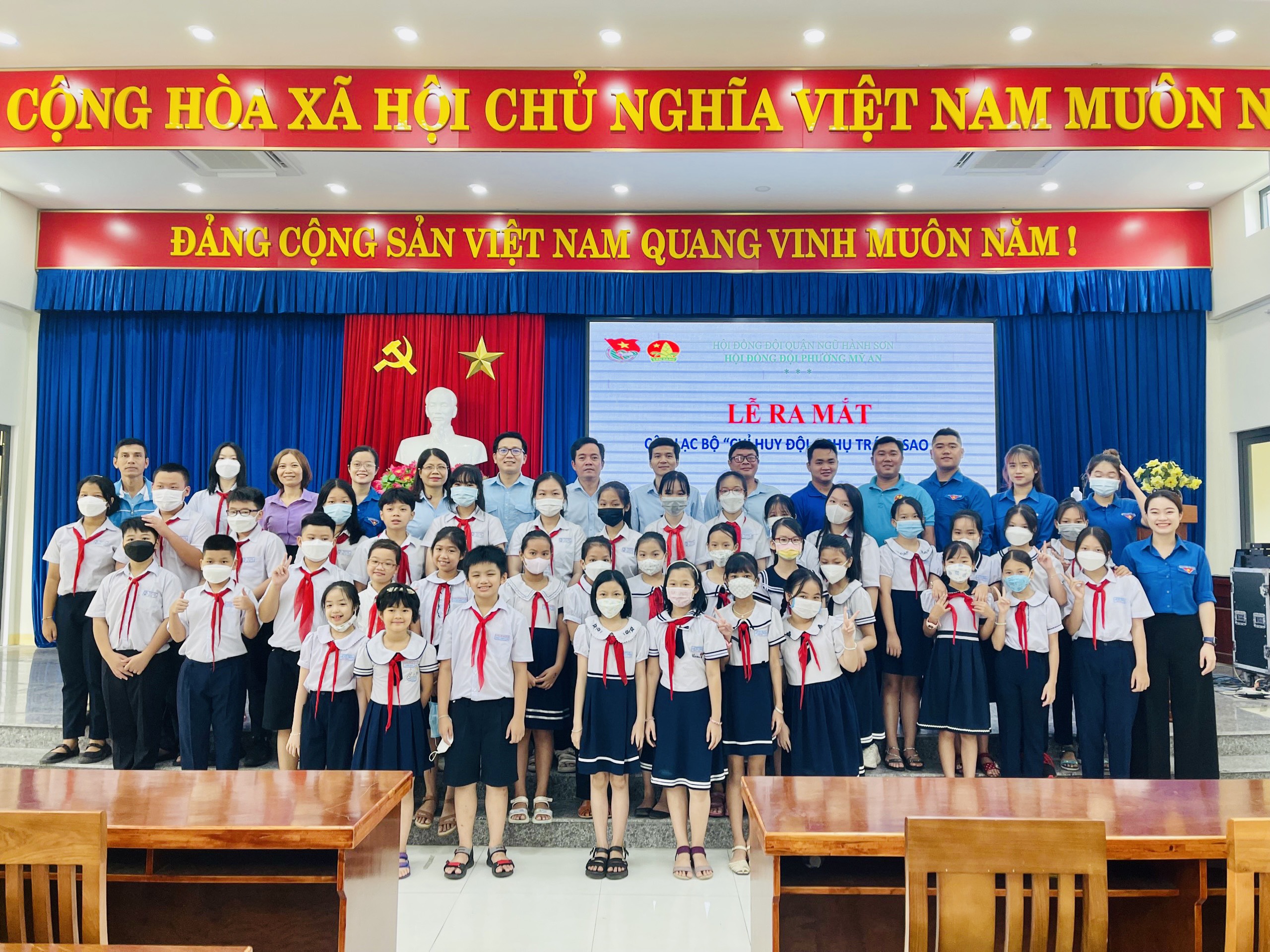HỘI ĐỒNG ĐỘI CÁC PHƯỜNG TRÊN ĐỊA BÀN QUẬN NGŨ HÀNH SƠN ĐỒNG LOẠT TỔ CHỨC THÀNH LẬP CLB "CHỈ HUY ĐỘI VÀ PHỤ TRÁCH SAO"