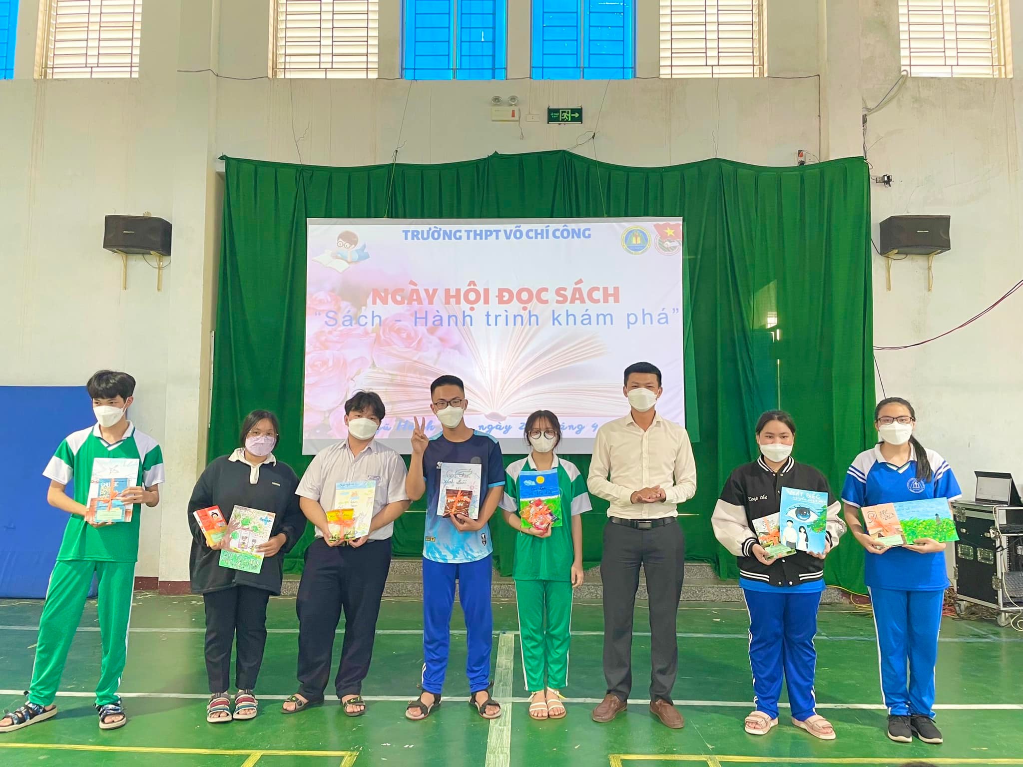 QUẬN ĐOÀN - HỘI LHTN VIỆT NAM QUẬN NGŨ HÀNH SƠN TRIỂN KHAI CHƯƠNG TRÌNH "MỖI THANH VIÊN MỘT CUỐN SÁCH LÀM BẠN" XÂY DỰNG VĂN HÓA ĐỌC TRONG THANH NIÊN