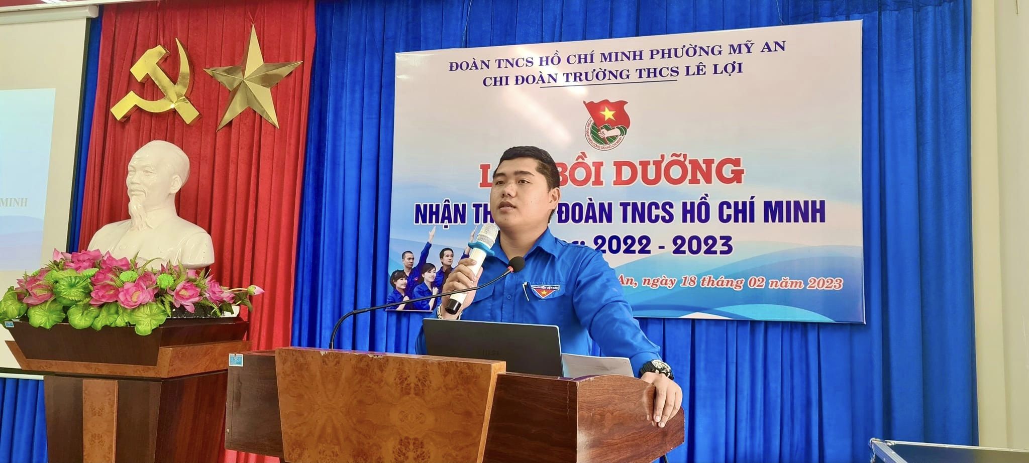 QUẬN ĐOÀN - HỘI LHTN VIỆT NAM QUẬN NGŨ HÀNH SƠN CHỈ ĐẠO CÁC CẤP BỘ ĐOÀN TỔ CHỨC CÁC LỚP CẢM TÌNH ĐOÀN, TUYÊN TRUYỀN, GIỚI THIỆU ĐỘI VIÊN, HỘI VIÊN ƯU TÚ KẾT NẠP ĐOÀN